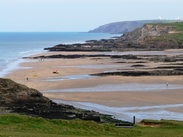 school activity providers uk. looking north over summerleaze beach. 
